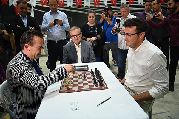 Tuzla’da Geleneksel Satranç Turnuvası Başladı.