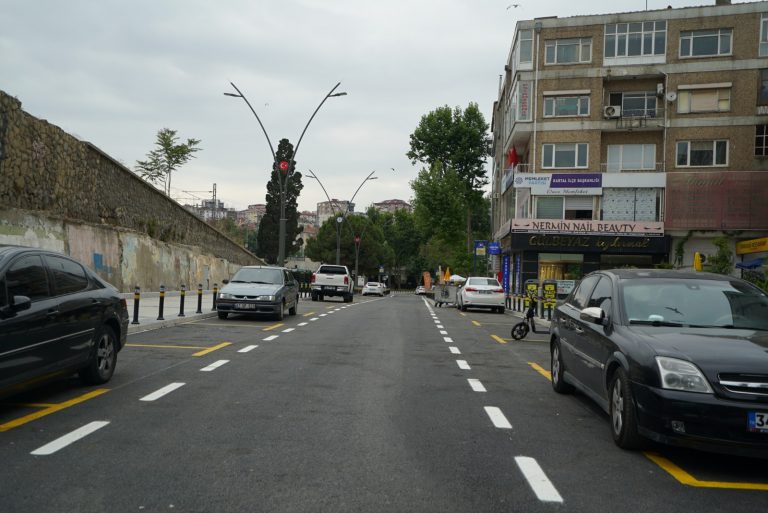 Hürriyet Caddesi Yeni Görünümüyle Trafiğe Açıldı.