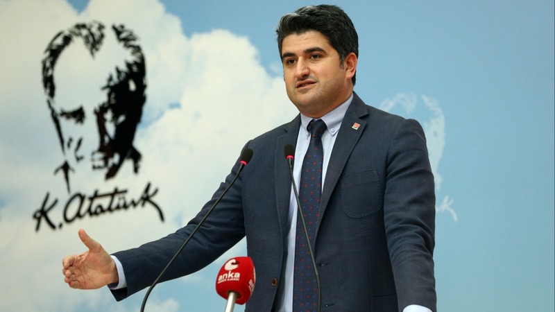 Onursal Adıgüzel: AKP Dijital Dönüşümde de Küme Düştü!