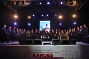 Cumhuriyet Bayramı Kardeş Kültürleri Kartal’da Buluşturdu