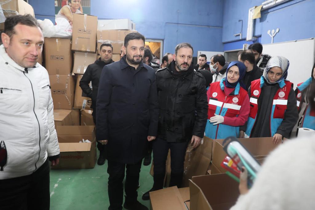 Kağıthane’den Binlerce Kişi Afet Bölgesine Yardım Gönderdi