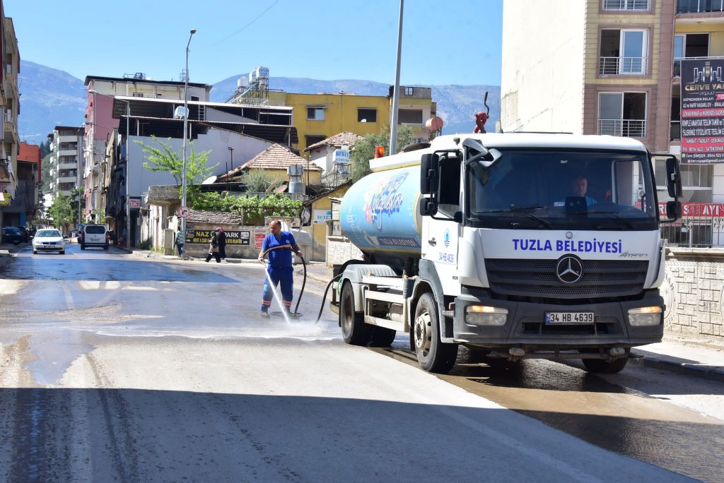 Kırıkhan’da Temel Belediyecilik Hizmetleri Aralıksız Devam Ediyor