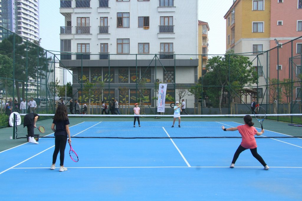 Kartal’da Tenis Eğitimleri ve Maçlar Başlıyor