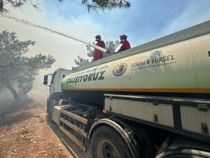 Kartal Belediyesi Ekipleri Çanakkale’deki Yangın Mücadelesine Destek Veriyor
