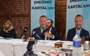 Genç Politikacı CHP Kartal İlçe Başkanlığına Aday