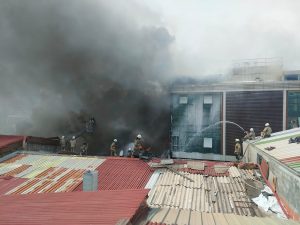Kartal Belediyesi Ekipleri Ataşehir’de Çıkan Yangının Söndürülmesine Destek Verdi