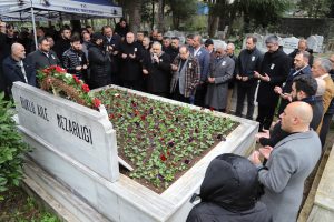Merhum Başkan Mehmet Ali Büklü,  Mezarı Başında Anıldı