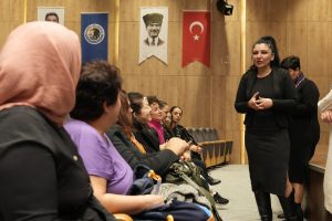 Kartal Belediyesi’nden ‘Kadın Hakları’ Semineri