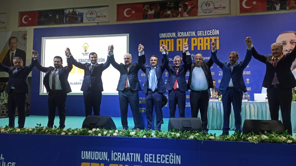 AK Parti Kartal İlçe Başkanlığı’nda Haydar Göksoy Dönemi Başladı!