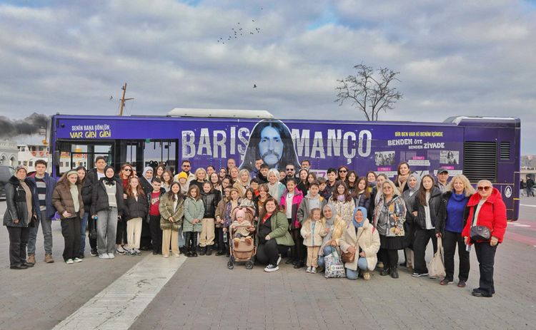 İETT’den Barış Manço’ya Anlamlı Vefa: Özel Otobüs Tasarımı