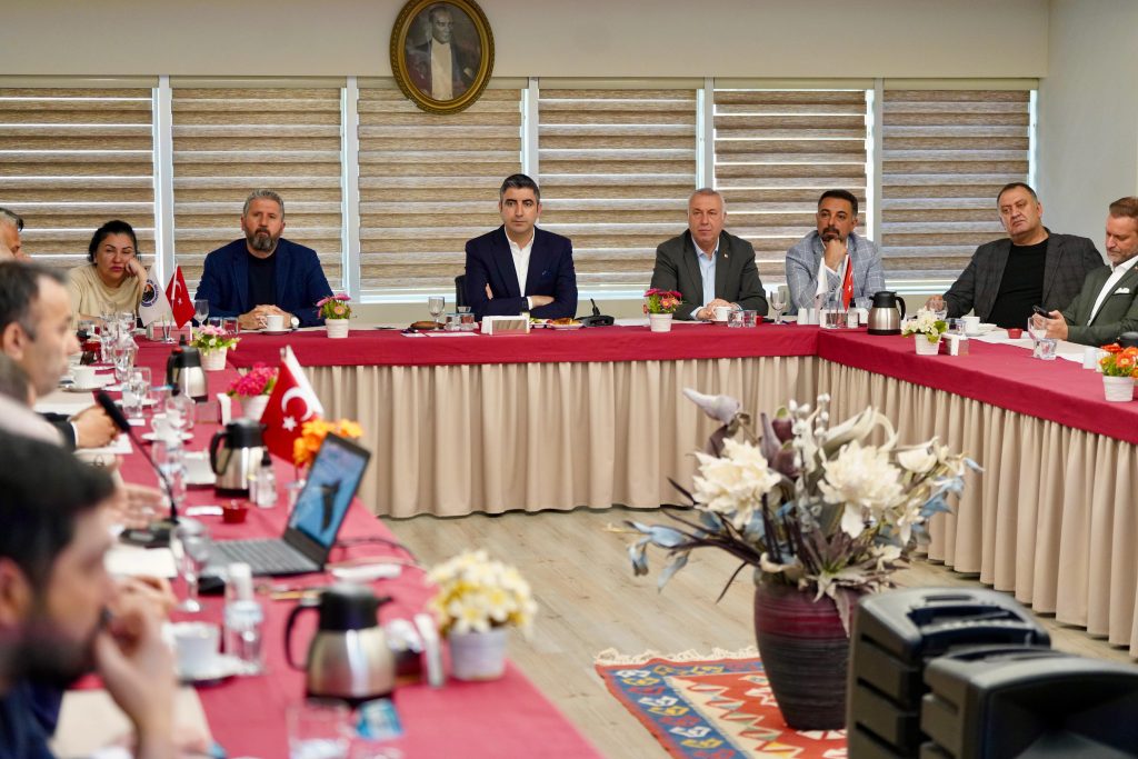 Kartal Belediyesi Muhtarlar Toplantısı’nın 165’incisi Gerçekleştirildi