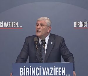 İYİ Parti “Birinci Vazifen” Mitingiyle Bursa Osmangazi Meydanındaydı