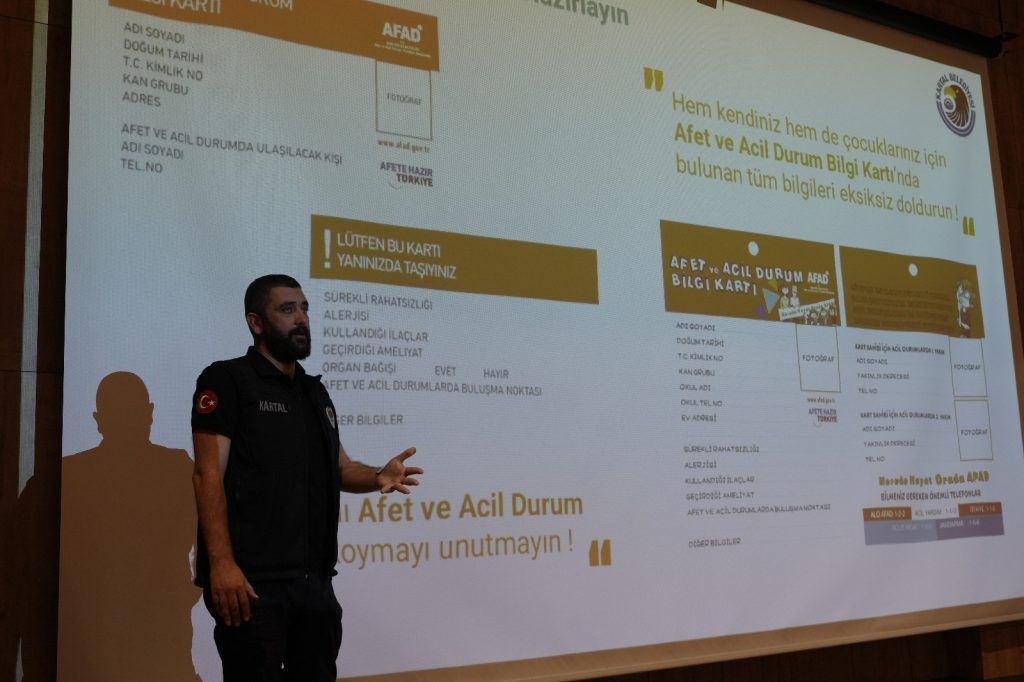 Kartal Belediyesi’nden Afetlere Hazırlık ve Haberleşme Semineri