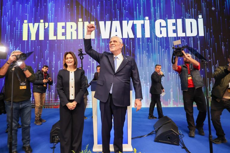 İYİ Parti 4. Olağan Kurultayı’nda Dervişoğlu Güven Tazeledi