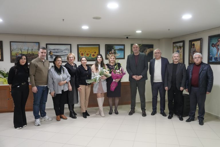 Kartal’da Sanat Rüzgârı: “Bıraktığımız İzler” Sergisi Sanatseverlerle Buluştu