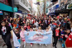 Kartal Belediyesi’nden 23 Nisan’a Yakışan Kutlama!