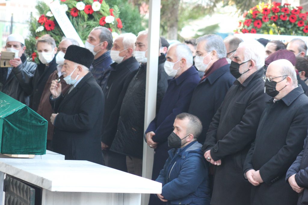 Kartal’ın sevilen Eczacısı ebediyete uğurlandı!