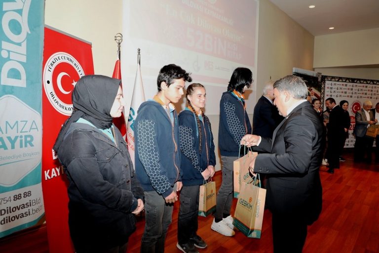Türkiye Dilovası’nı konuşacak! 52 bin kişiye 52 bin kitap 