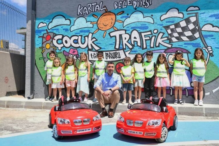 Kartal Belediyesi’nin Kreşli Minikleri, Trafik Eğitim Parkı’nın İlk Öğrencileri Oldu