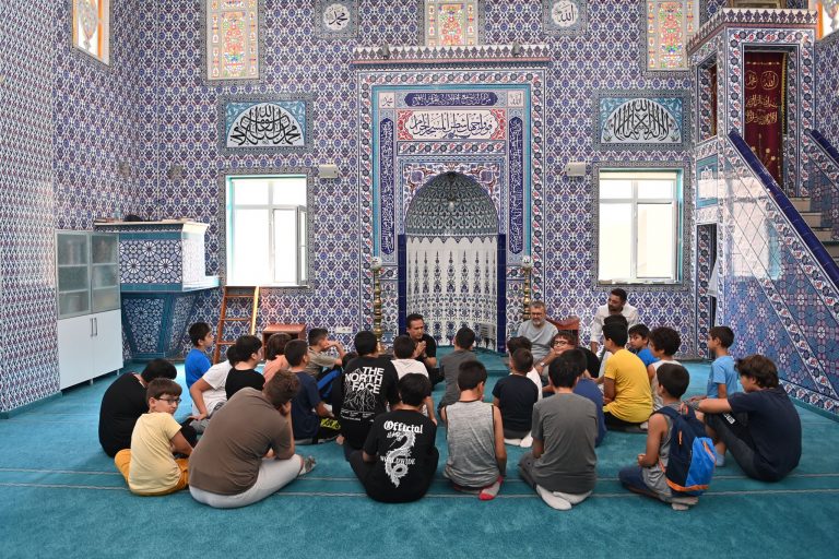 Tuzla Belediye Başkanı DR. Şadi Yazıcı, “Ruhumuza En Güzel Gelen Gıda İnançlarımız ve Değerlerimizdir”