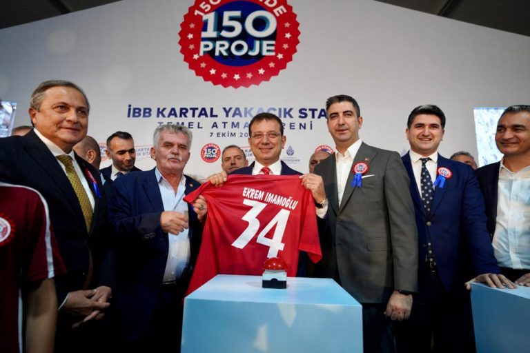 Yakacık Stadı ve Cevizli Yaşam Merkezi’nin Temeli Atıldı