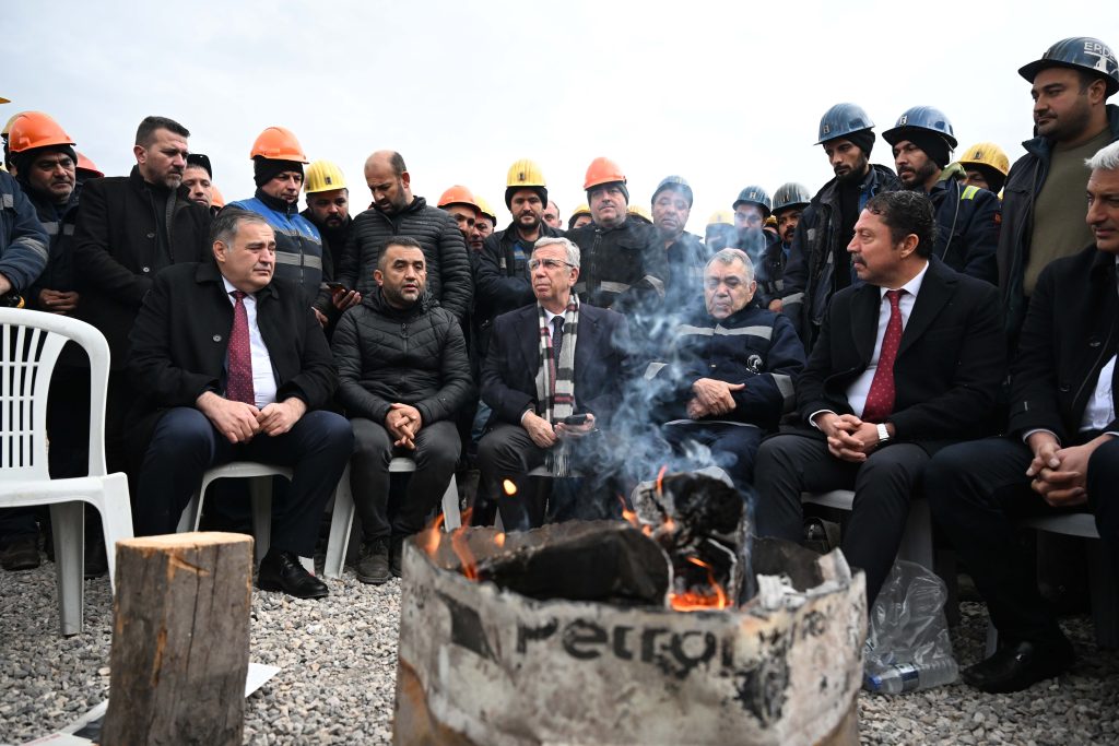 Mansur Yavaş’tan Grevdeki Maden İşçilerine Destek Ziyareti