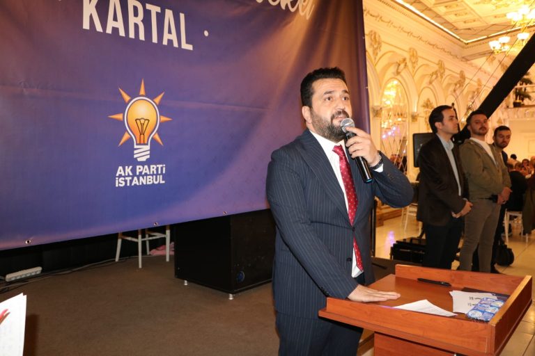 AK Parti Kartal İlçe Başkanlığı, Vefa İftarında Teşkilat Mensuplarıyla Buluştu