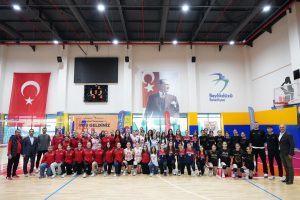 Beylikdüzü Belediyesi Voleybol Turnuvası Başladı