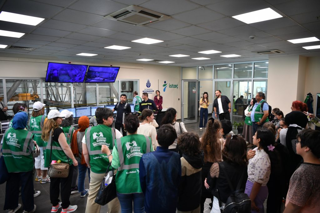 Geleceğin Çevre Elçileri Atıkların Dönüşüm Sürecini Yerinde İnceledi