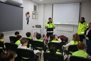 Kartal Belediyesi’nden Minik Öğrencilere Trafik Haftası’nda Anlamlı Etkinlik
