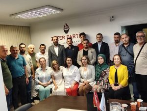 İYİ Parti’den Zafer Partisi’ne İade-i Ziyaret
