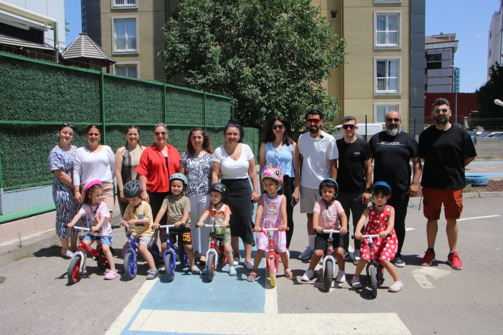 Kartal Belediyesi, Kreş Öğrencilerini Bisiklet Eğitimiyle Tanıştırıyor