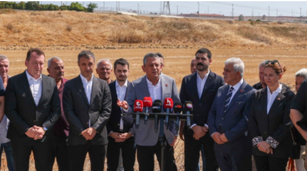 Cumhuriyet Halk Partisi Genel Başkanı Özgür Özel: “Ya İçeri Tıkıl Ya Partime Katıl; Böyle mi Alacaksın Aydın’ı Erdoğan?”
