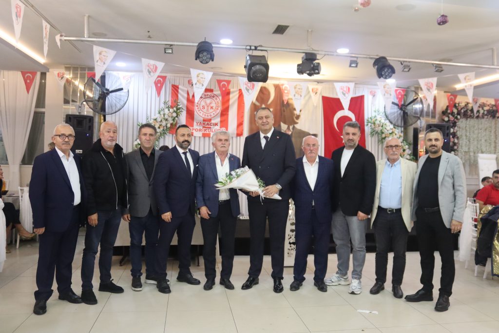 Yakacıkspor’un Dayanışma Gecesi Kartal’da Görkemli Bir Şekilde Gerçekleşti