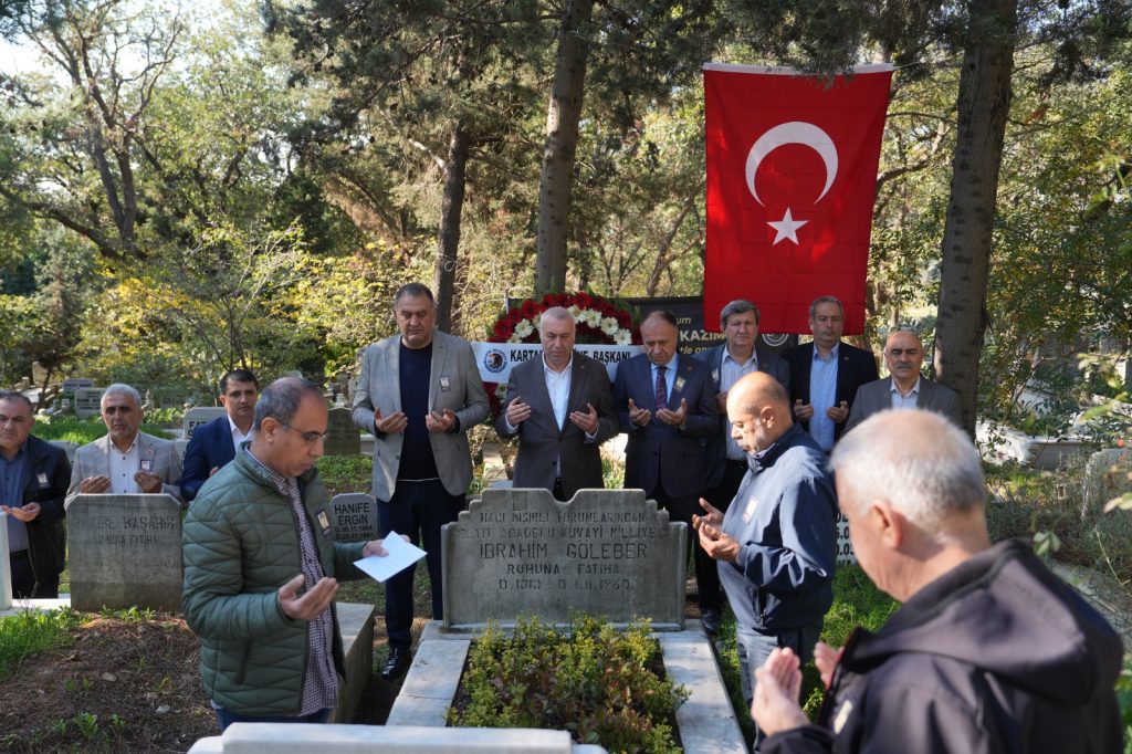 Kuvâ-yı Milliye Kahramanı Kartallı Kazım, Vefatının 65. Yılında Kabri Başında Anıldı