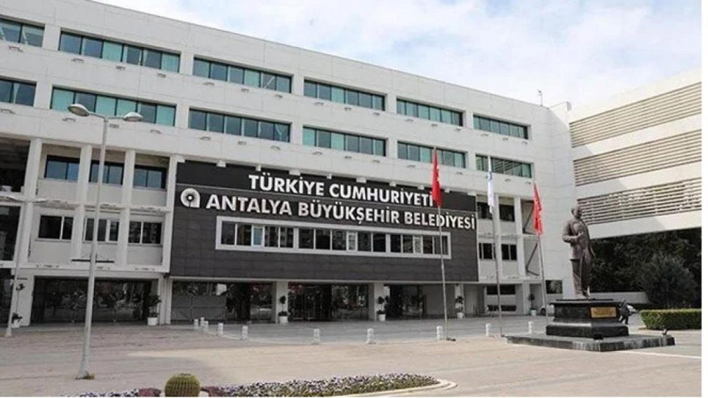 Antalya Büyükşehir Belediyesi’ne Yeni Operasyon: 25 Kişi Hakkında Gözaltı Kararı